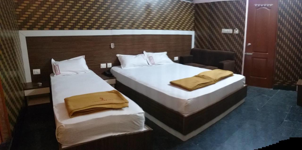 Sapphire Inn Бангалор Экстерьер фото