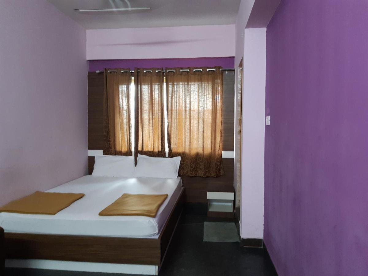 Sapphire Inn Бангалор Экстерьер фото